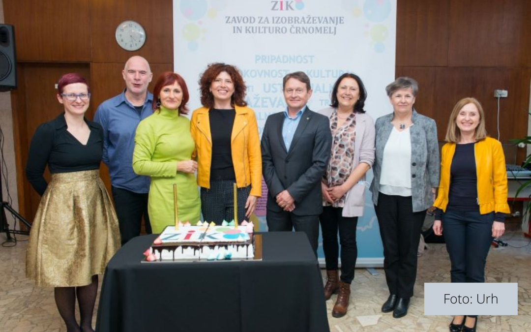 Predstavniki likalnih in državnih odločevalvec z direktorico