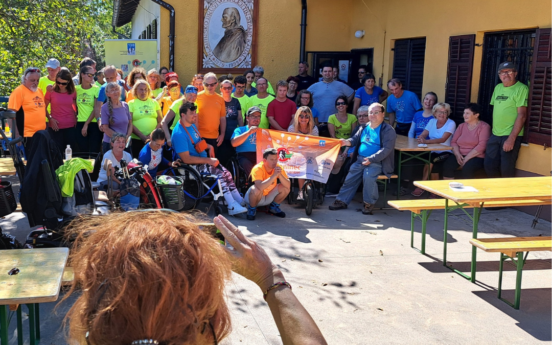 Dom pod ježo Dom pod Ježo