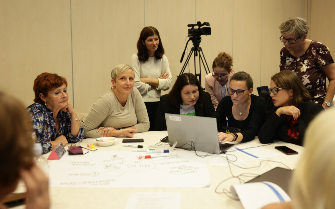 DS 1 - Svetovanje Delovna skupina 1 - Digitalno spodbujanje k večji vključenosti v vseživljenjsko učenje