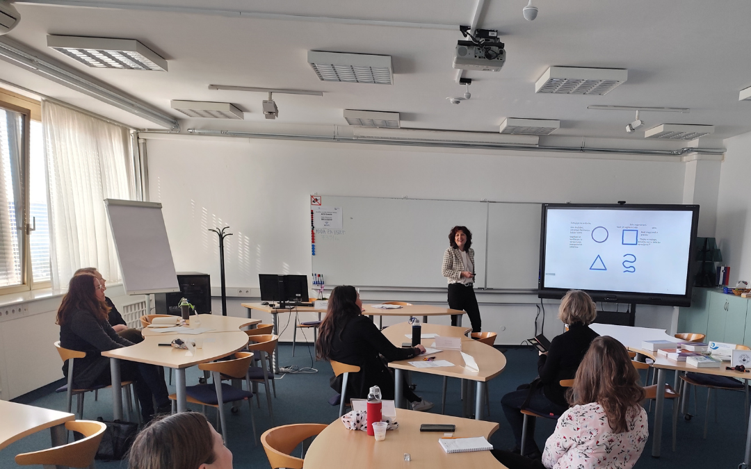 Razvijanje bralne pismenosti – bralne učne strategije