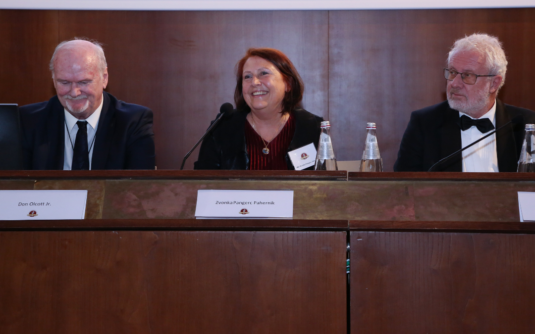 Simpozij 8. novembra Simpozij 8. novembra