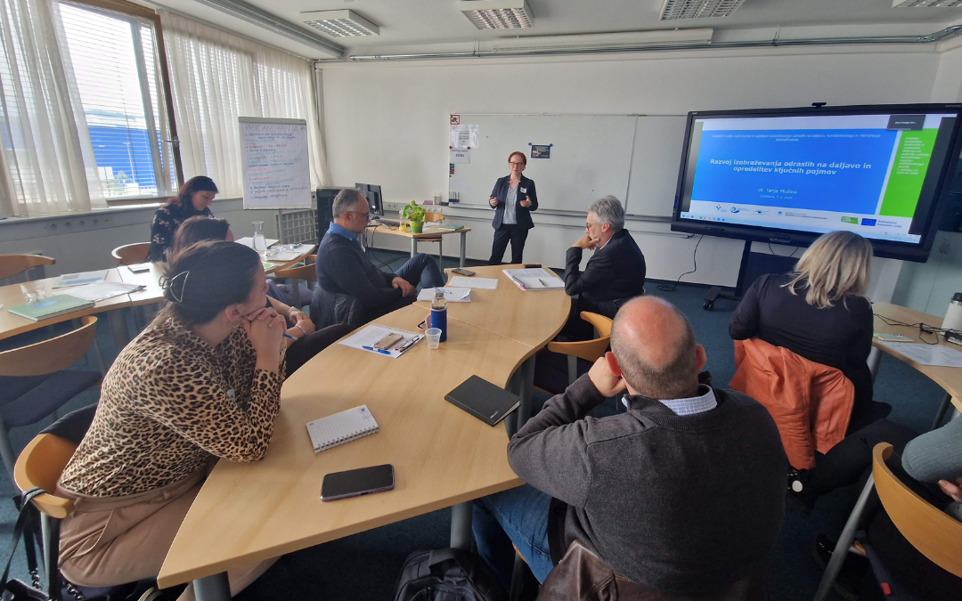 Novo usposabljanje ACS: Didaktični vidiki sodobnega izobraževanja odraslih