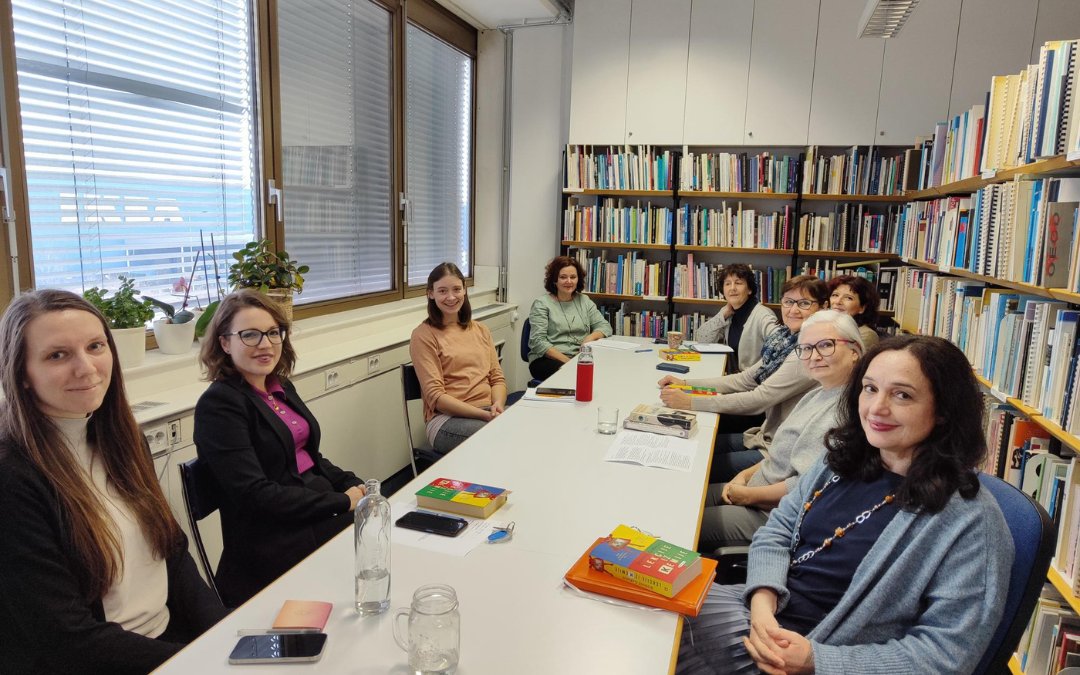 Srečanje ob knjigi Lekcije iz kemije 16. 1. 2025 Srečanje ob knjigi Lekcije iz kemije 16. 1. 2025