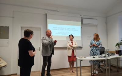 Predavanje o svetu gluhih in naglušnih poudarilo pomen vključevanja, dostopnosti in povezovanja